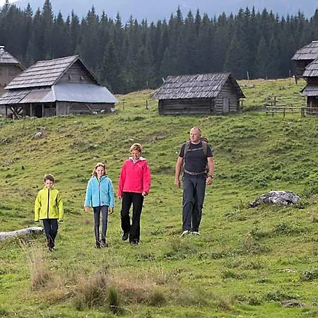 Center Pokljuka 호텔